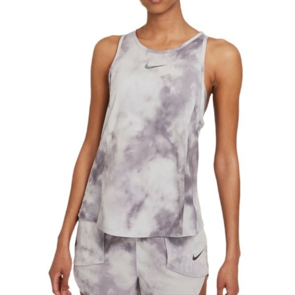Nike Icon Clash City Sleek Womens Tank Size M